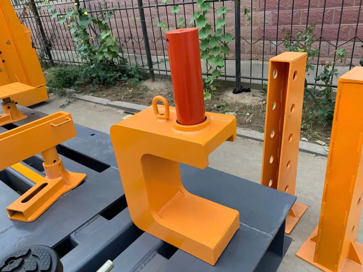 Heavy duty vehicle collision repair bench/truck chassis frame machine/Truck body accident repair equipment