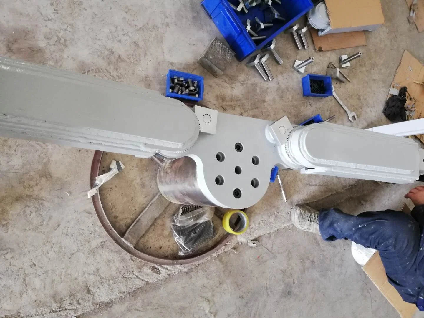 Floor clear hydraulic 2post inground car lift