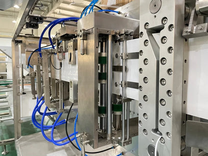 Automatic Horizontal Powder Liquid Paste Doypack Forming Filling Sealing Packing Machine wiht Spout
