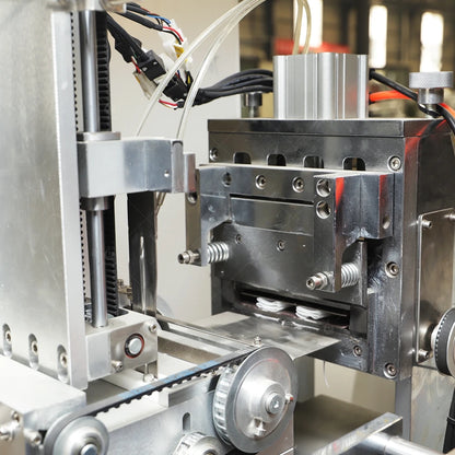 High Quality Single Sachet Wet Wipes Making Machine 4-Side Sealing 1pc/pack Makeup Remover Wet Tissue Production
