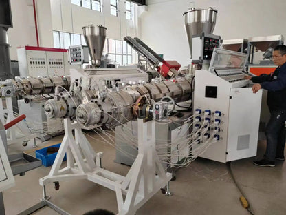 Fosita Plastic PVC WPC Conical Twin Screw Extruder Double Screw Extruder for Profile Pipe