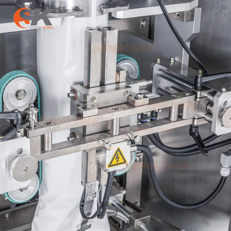 Multi Head Weighing Potato Chips Packaging Machine Nitrogen packing machine  Peanut Nut Popcorn Sachet Packaging Machine Price