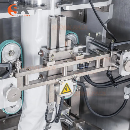 Multi Head Weighing Potato Chips Packaging Machine Nitrogen packing machine  Peanut Nut Popcorn Sachet Packaging Machine Price