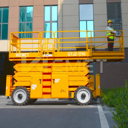 self-propelled rough terrain scissor lift mobile hydraulic diseal off road scissor lift work platform With Outriggers