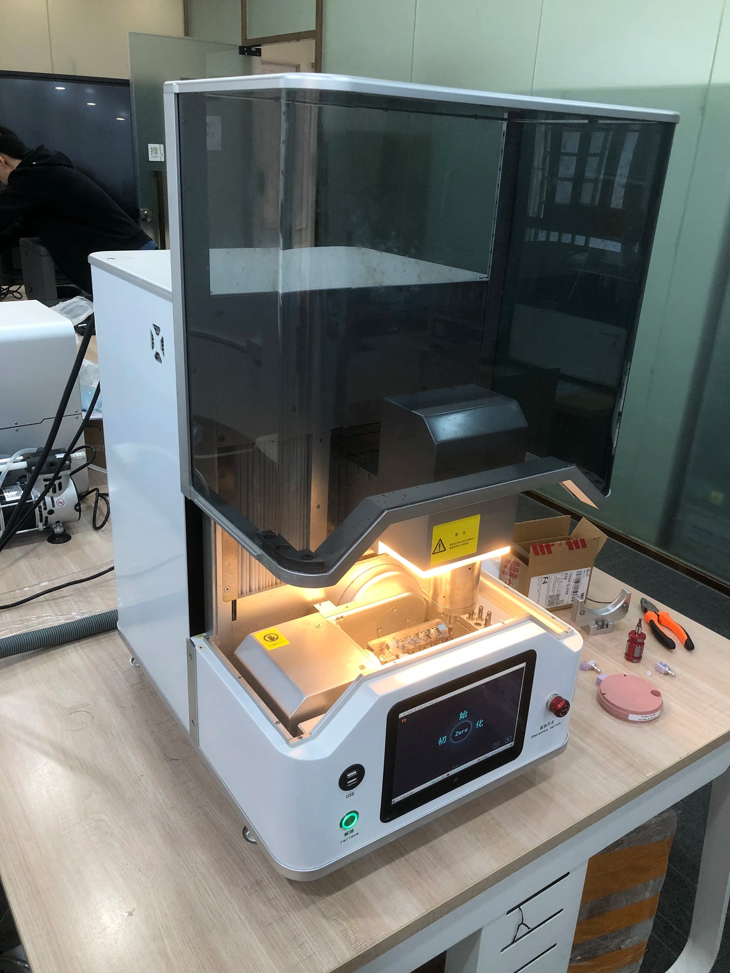 Lodden 5 Axis Dental Lab Equipment Wet PMMA PEEK Titanium Bar Glass Ceramic Special CADCAM Dental Milling Machines