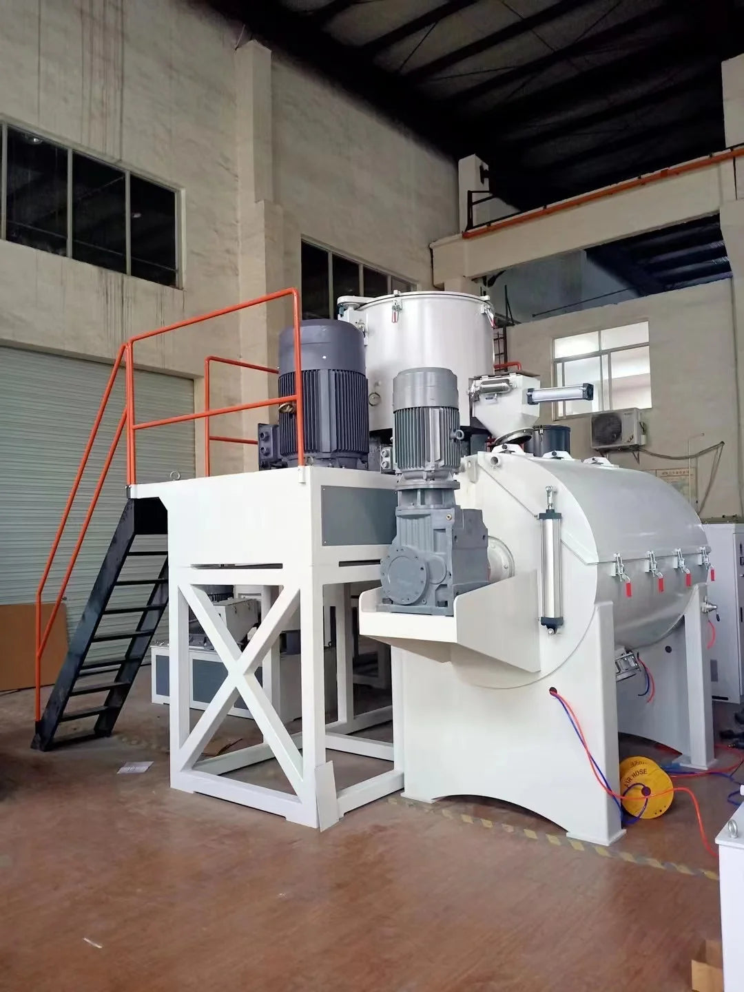 Plastic Material Blender And Mixer Srl-z 300/600