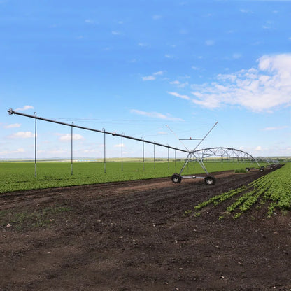 Agricultural Three Wheels Movable Pivots Sprinkler Center Pivot Watering Irrigation Equipment