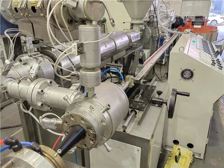 Agricultural PE drip irrigation pipe extrusion line