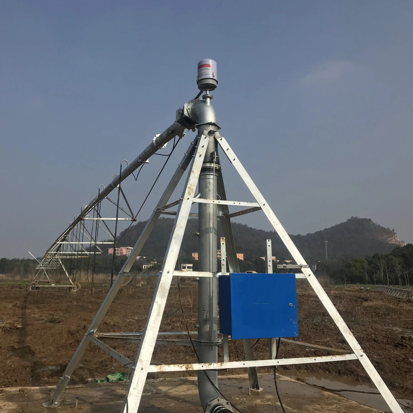 2022High efficiency water saving Center Pivot Irrigation Sprinkler Equipment for Wheat and Corn Irrigation