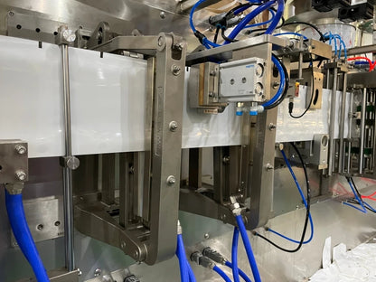 Automatic Horizontal Powder Liquid Paste Doypack Forming Filling Sealing Packing Machine wiht Spout