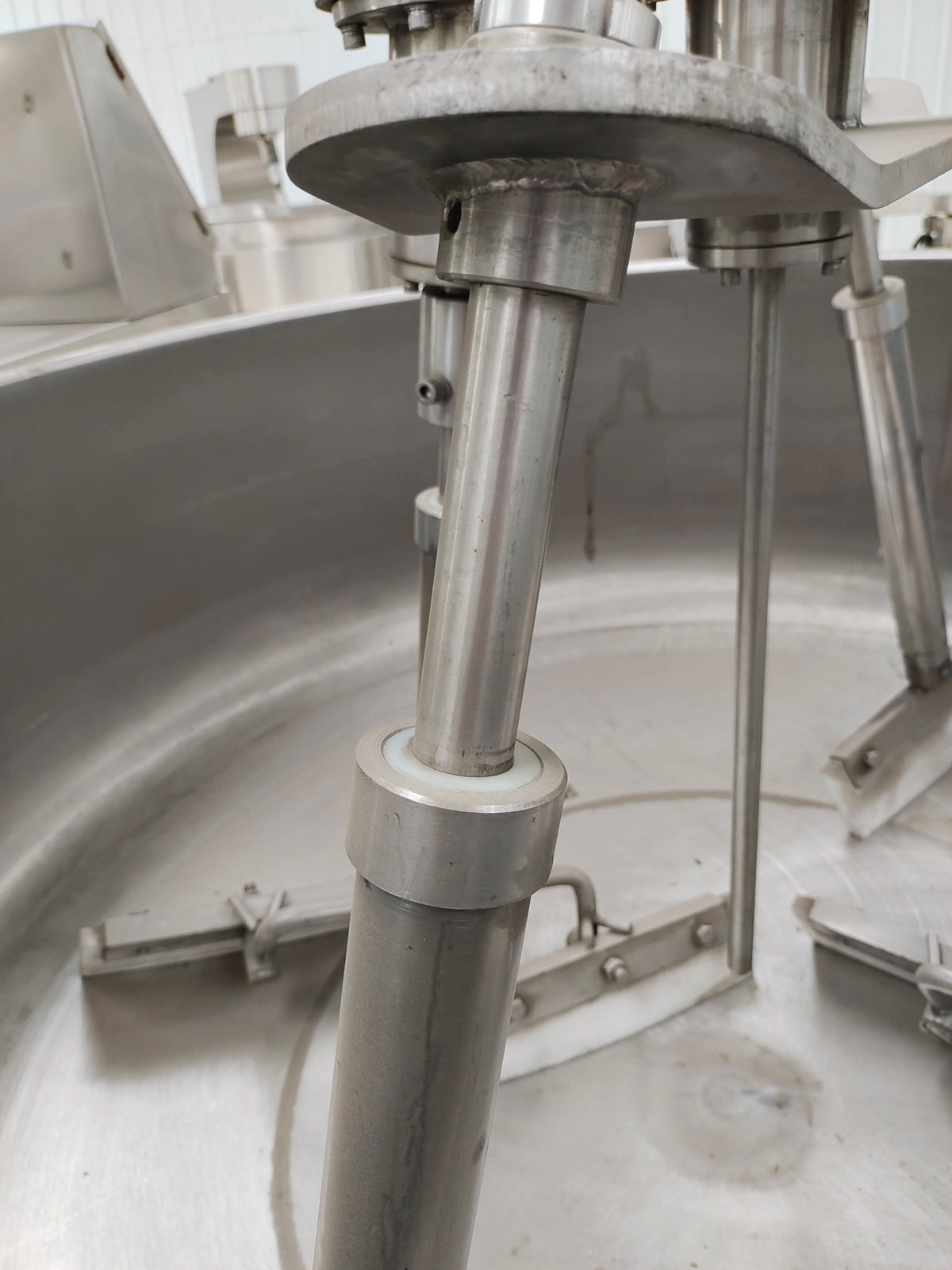 Good quality multi-claws planetary jacketed kettle automatic gas heating frying machine with mixer commercial granule fryer