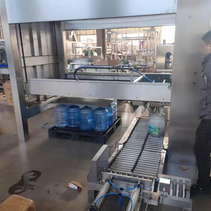 Hot Sale 5 gallon Barrel Bottle Pallet Palletizer Machine Water Packing Line Automatic Stacker Palletizer Robot