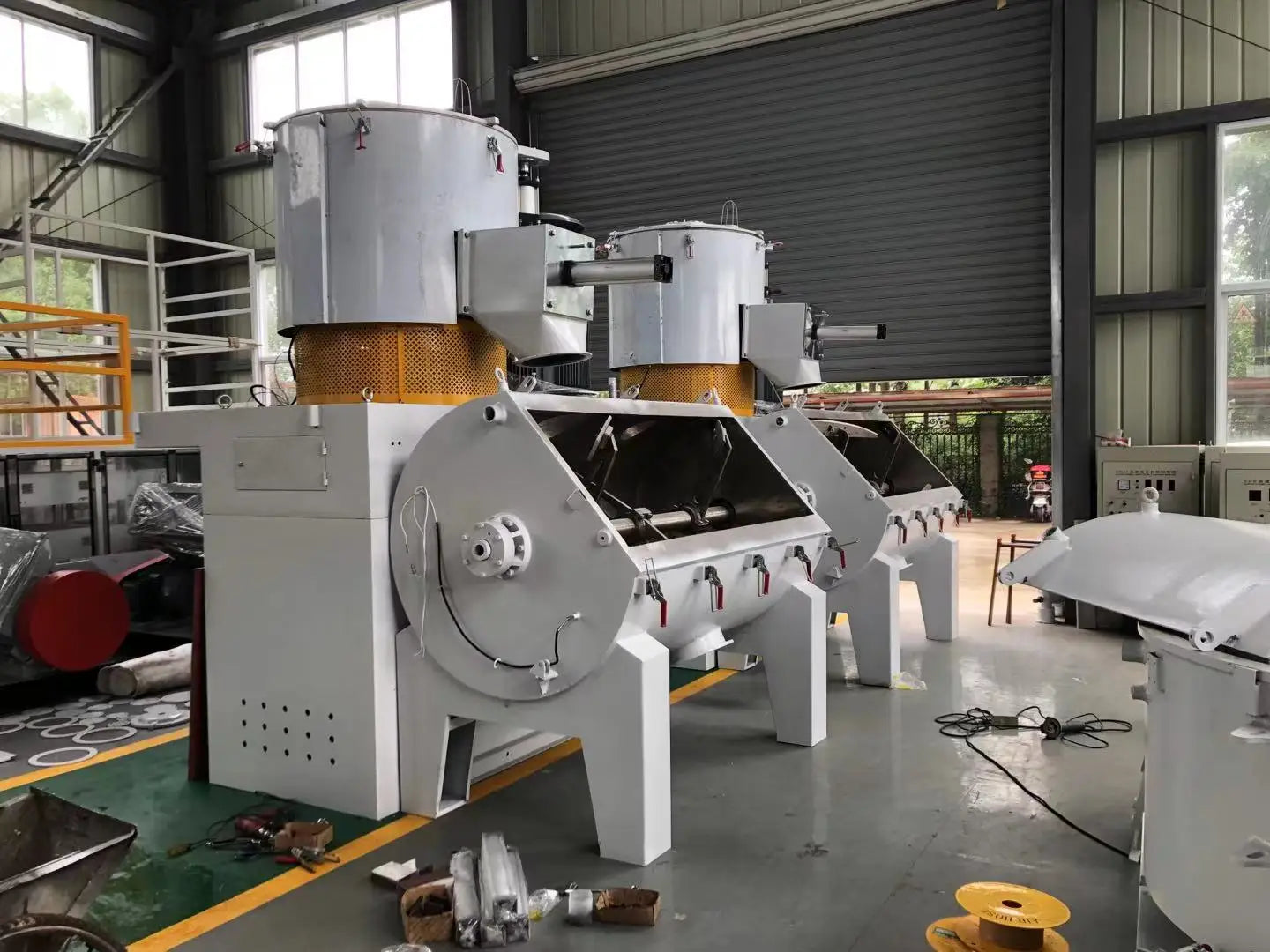 Plastic Material Blender And Mixer Srl-z 300/600