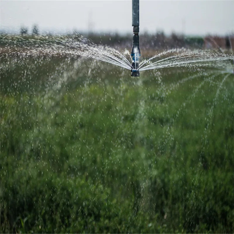 China agricultural sector sprinkling irrigation equipment center pivot irrigation system