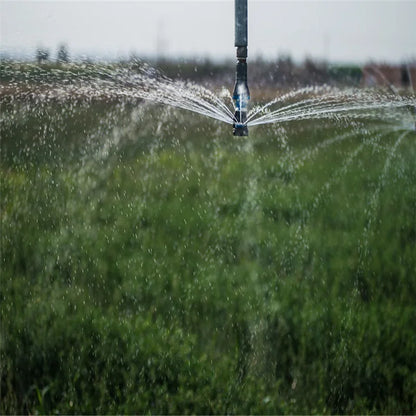 China agricultural sector sprinkling irrigation equipment center pivot irrigation system