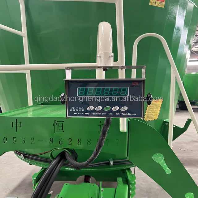 HINDA animal feed blender and mixer PTO TMR cattle food mixer stand mixer