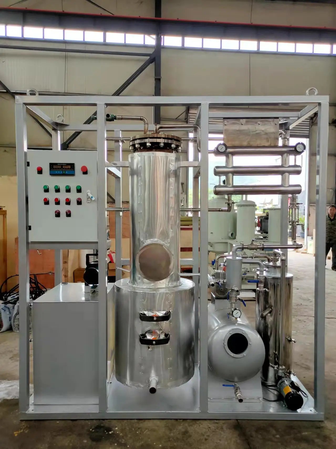 Plastics Pyrolysis Oil to Diesel Black Oil Distillation Plant Distillation Equipment For Crude Oil