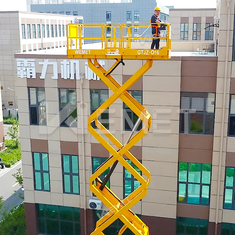 self-propelled rough terrain scissor lift mobile hydraulic diseal off road scissor lift work platform With Outriggers