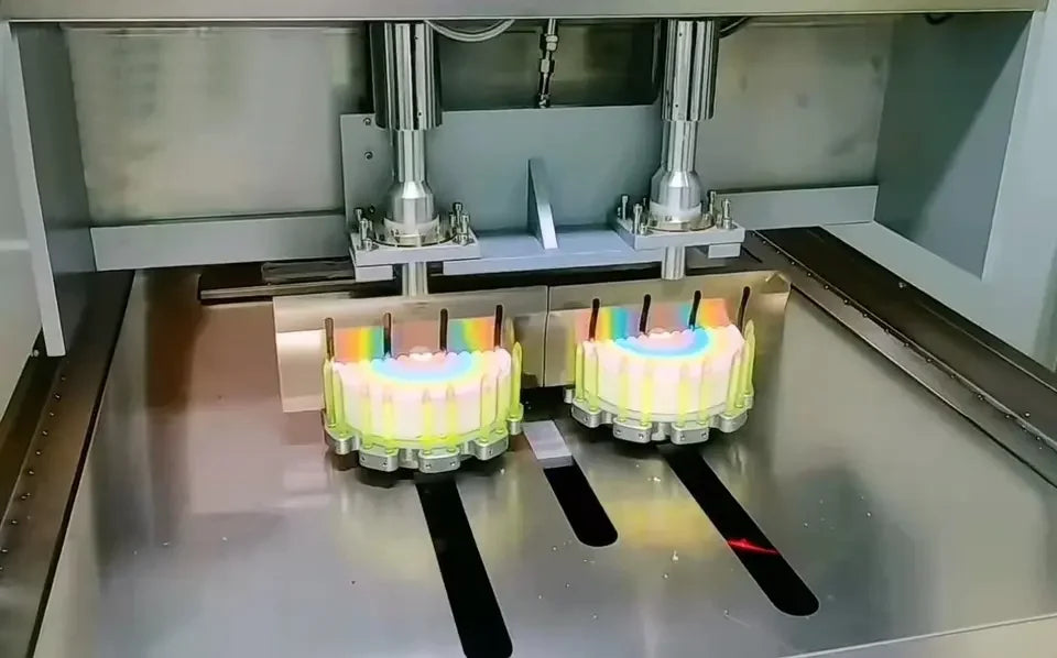 Commercial Automatic Frozen Ice Cream Cake Cutter Ultrasonic Food Cutting for Triangular Machine