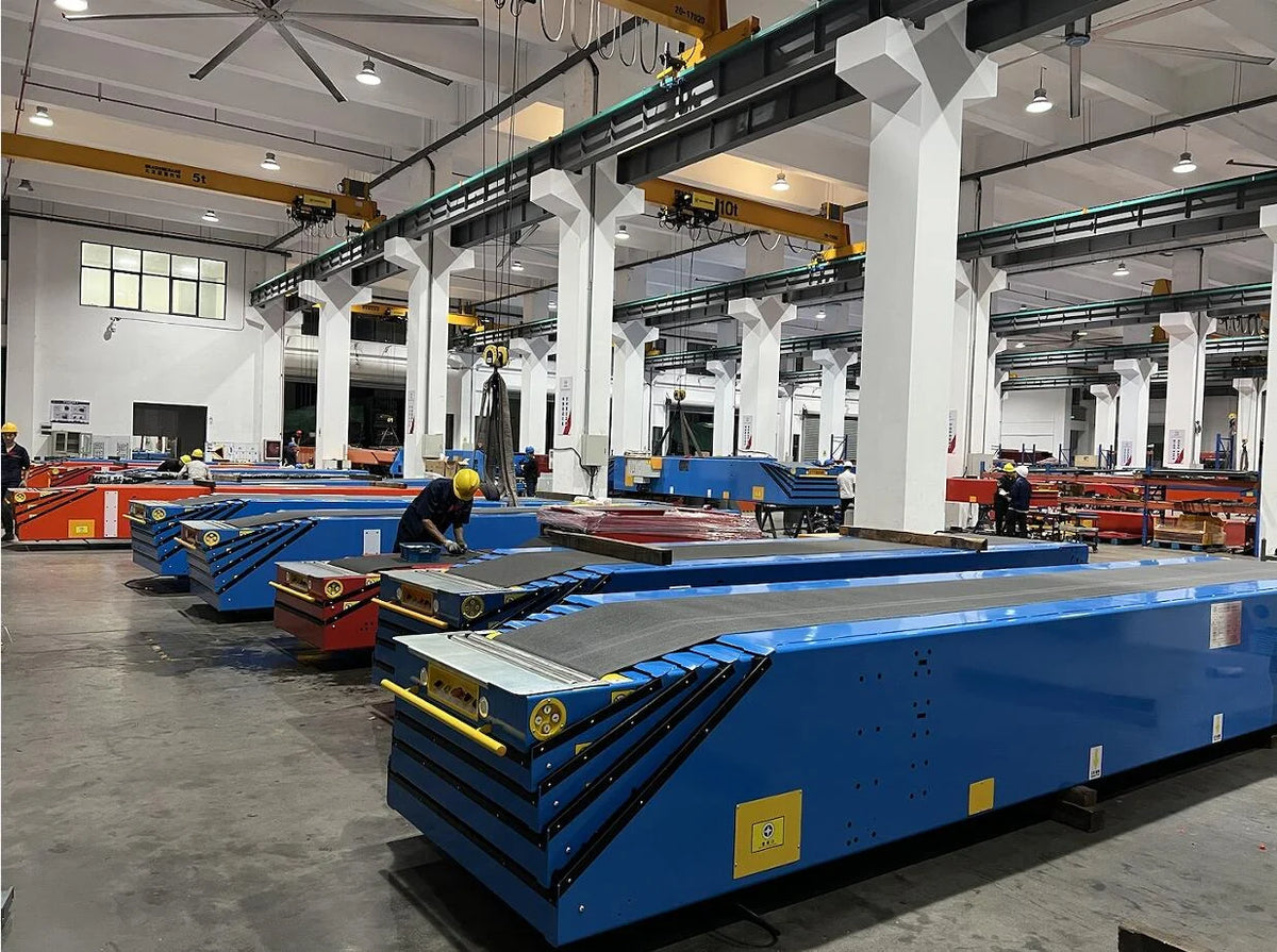 Good Quality Container Truck Telescopic Belt Conveyor System For Sale in United States of America