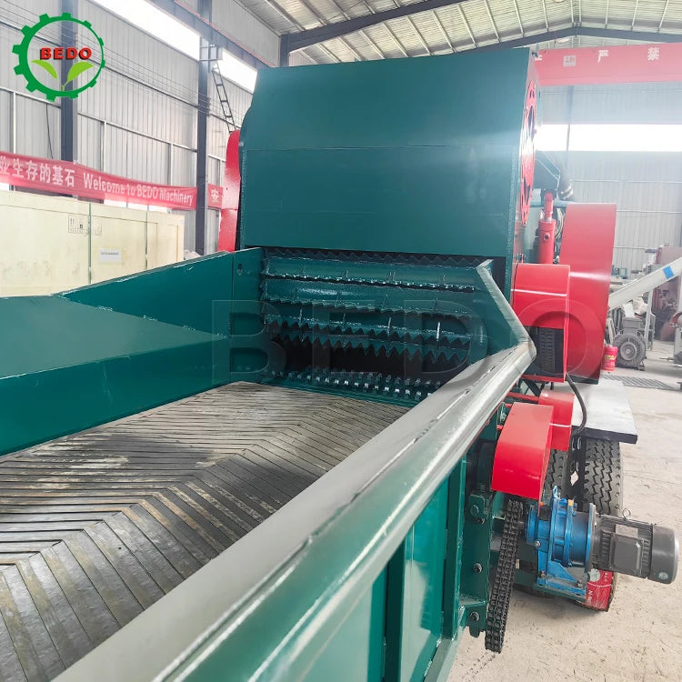 Factory Direct Sale  Forestry Building Waste Wood Tree Grinder Tractor Wood Chipper Shredder Tree Logs Cutting Machine