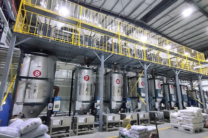 Automatic Plastic material handling solutions transport conveyor weighing dosing mixing system for Injection Molding Industry
